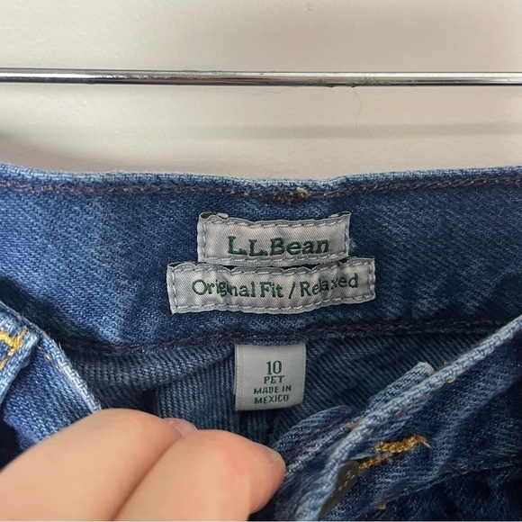 [L.L. Bean] Women's Original Fit Relaxed High Rise Straight Leg Vintage Jeans - Picture 3 of 7